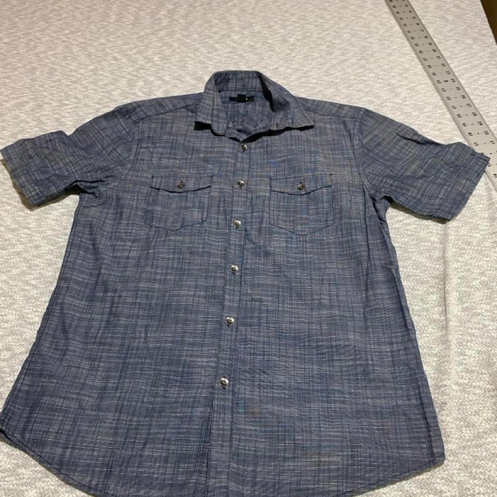 Alfani Mens Short Sleeve Button Down Shirt Size S Blue Plaid. SKU-B852